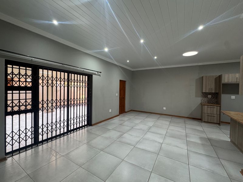 full title townhouse in retirement village - Photo 7