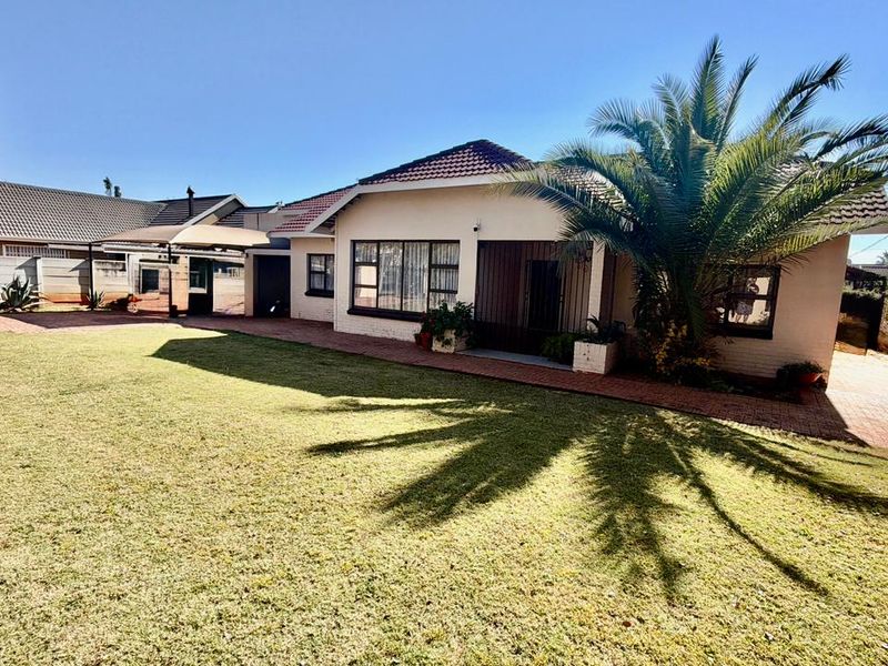 3 Bedroom house for sale in Adamayview - Photo 1