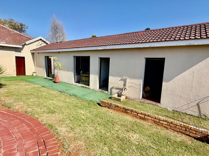 3 Bedroom house for sale in Adamayview - Photo 10