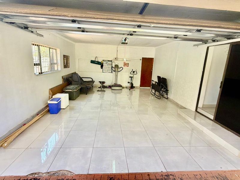 3 Bedroom house for sale in Adamayview - Photo 6