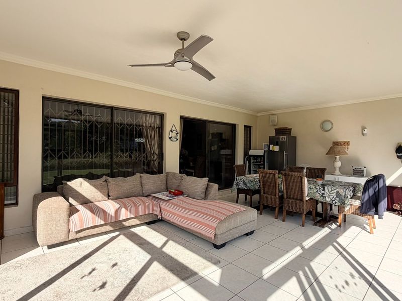 Elegant Coastal Living In St Michaels Manor - Photo 9