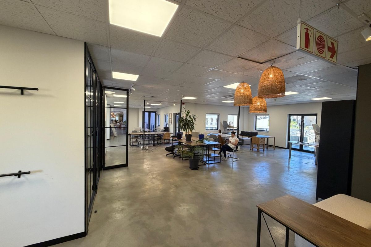 Well-Appointed Century City Workspace Near Canal Walk and Major Transport Routes - Photo 3