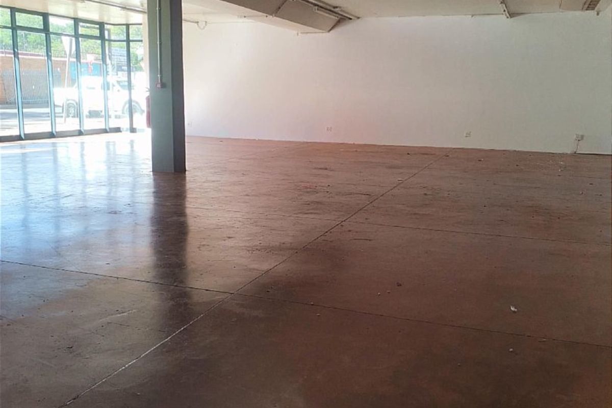 Prime 269sqm Retail Space To Let in Secure Lifestyle Complex – Montana - Photo 5