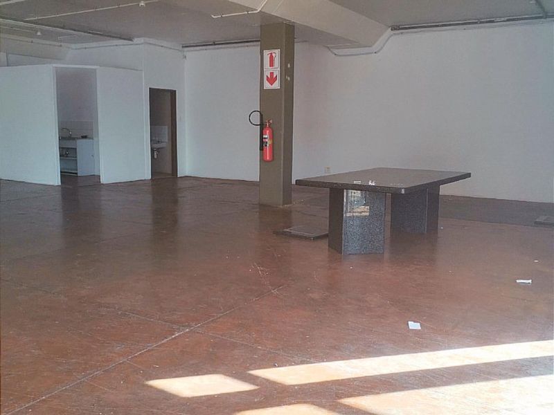Prime 269sqm Retail Space To Let in Secure Lifestyle Complex – Montana - Photo 6
