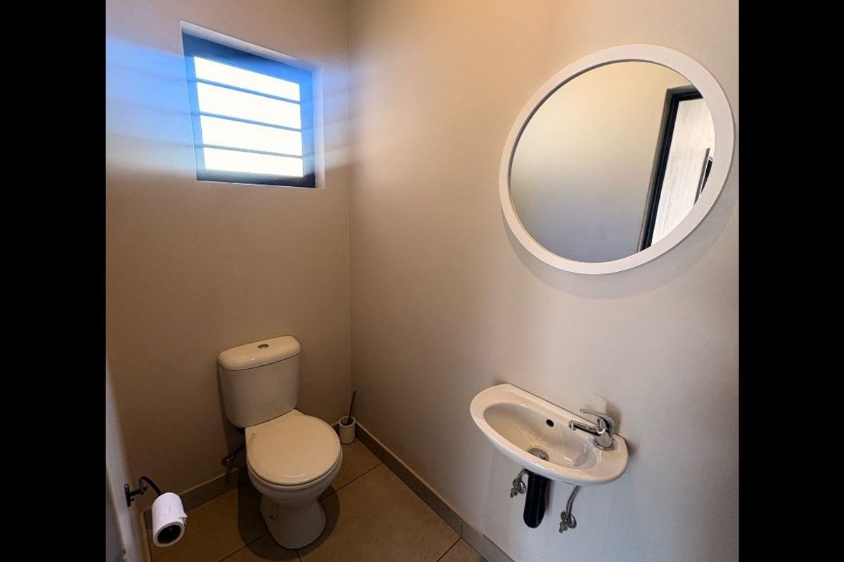 OFFICE / SALON SPACE TO RENT – PRIME LOCATION IN WILKOPPIES - Photo 4