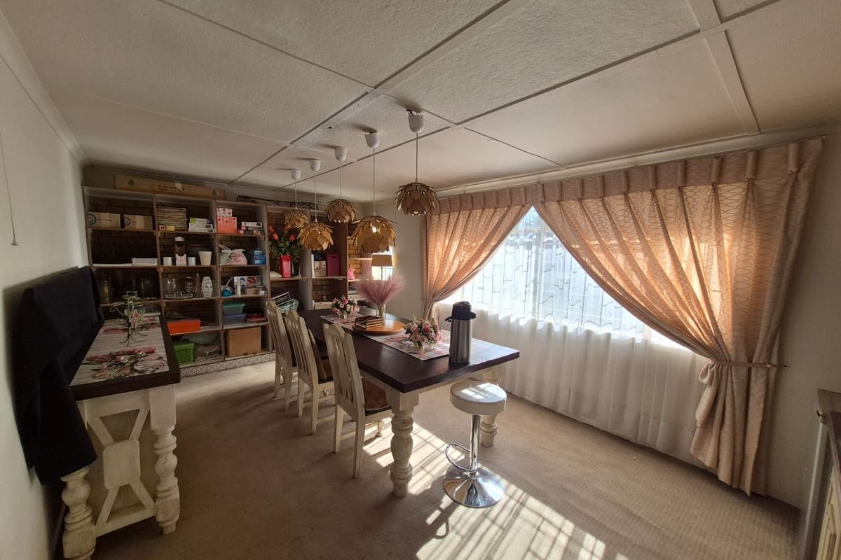 Two Homes, One Price – Perfect Family & Investment Opportunity! - Photo 5