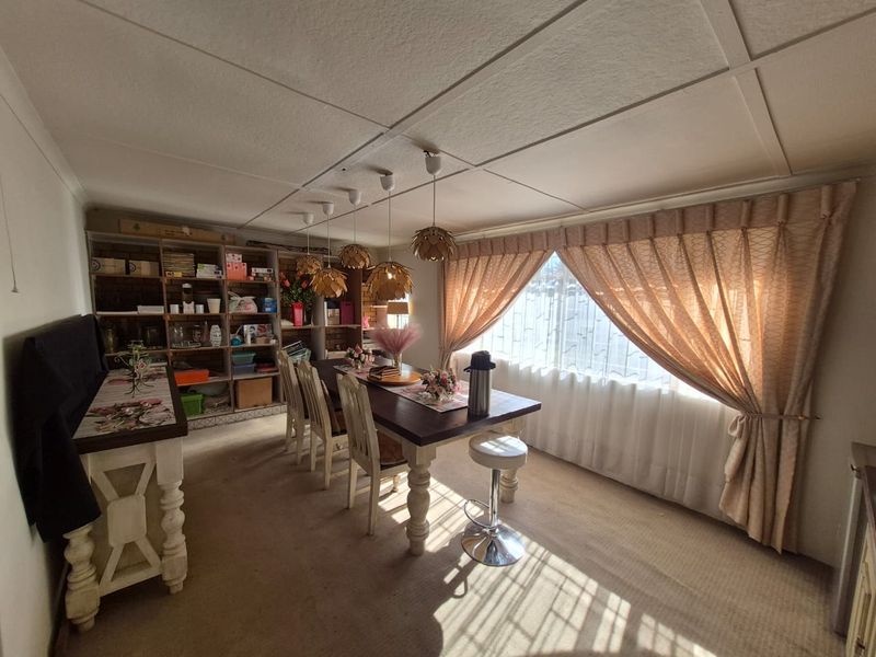 Two Homes, One Price – Perfect Family & Investment Opportunity! - Photo 5