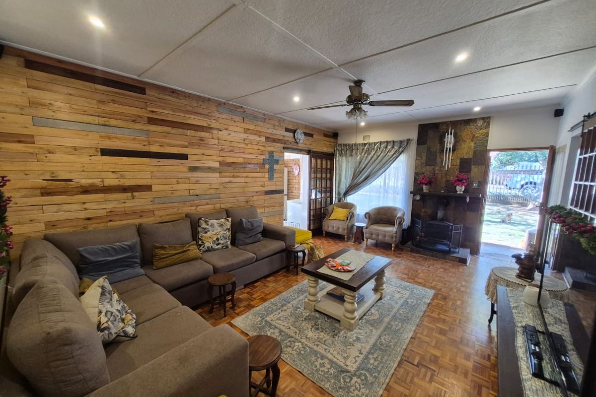Two Homes, One Price – Perfect Family & Investment Opportunity! - Photo 3