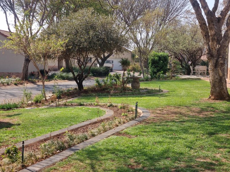 Ideal Estate Living - Photo 4