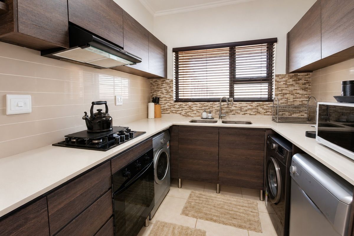 Spacious Greenstone aparment with Open Plan Living and extras! - Photo 5