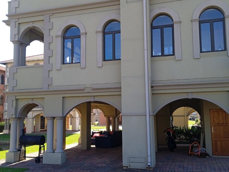 Elegant 3 bedroom Family Home for sale in Ifafi - Photo 2