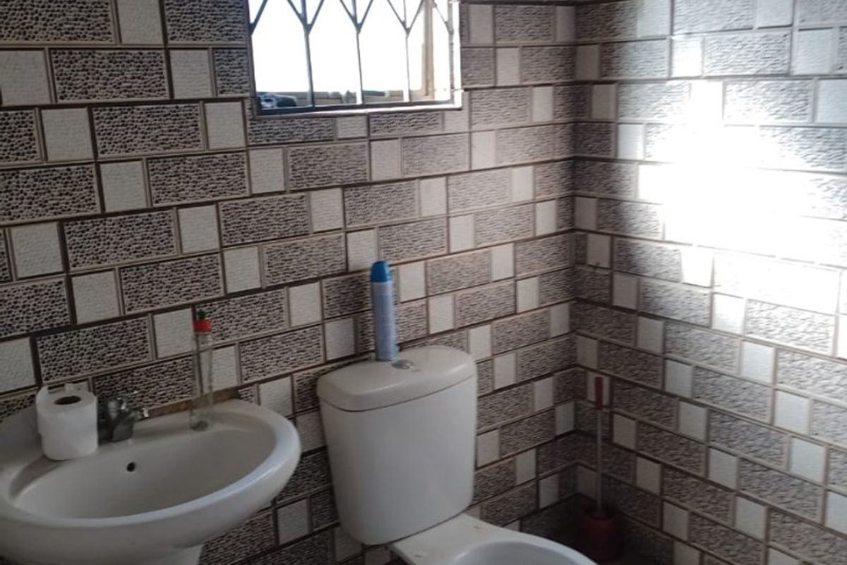 3 Bedroom house for sale in UMhlathuze township. - Photo 3