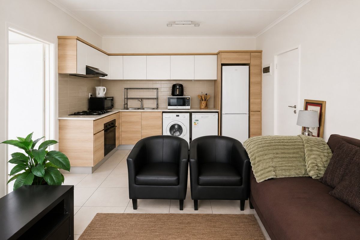 Spacious Modderfontein Apartment with Open Plan Living ideal for the Investor. - Photo 3