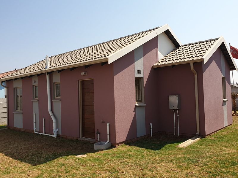 Stunning 3-bedroom house for sale in Sky City - Photo 2