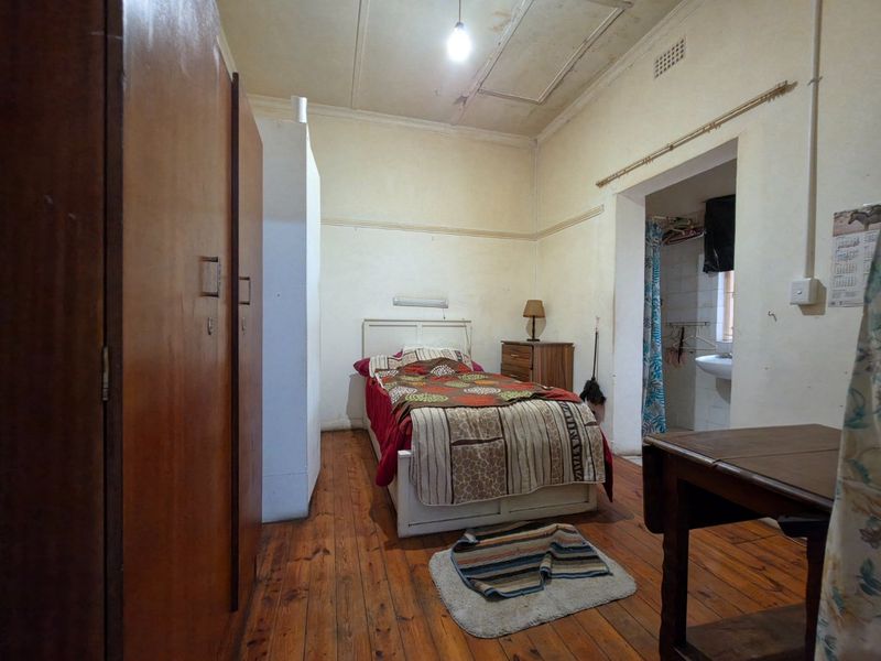 2 Bedroom Home in Goodwood - Photo 10