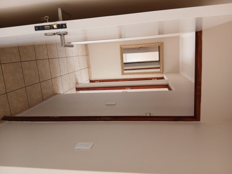 3 bedroom duplex to let available 30 June 2026 - Photo 8