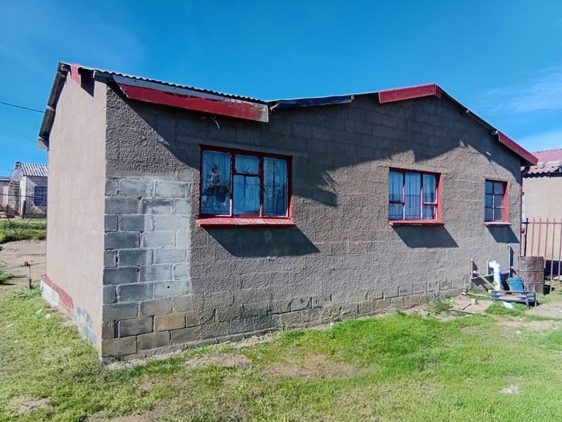 Excellent priced 3 bedroom family home for sale - Photo 4