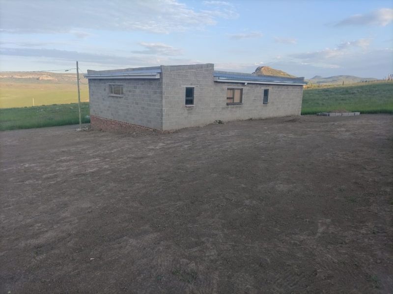 5HA Small Holding with Dwelling for Sale - Ideal for Small-Scale Farming - Photo 2