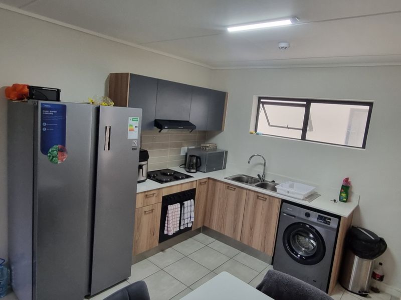 2 Bedroom Apartment for Sale in Greenbay, Gordons Bay - Photo 5