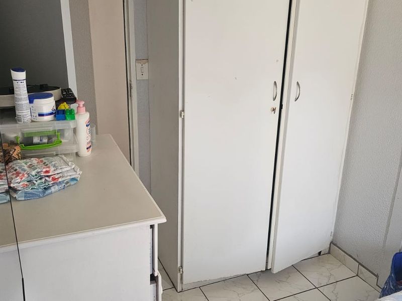 3 Bed 1Bath to rent in Country view Midrand - Photo 9