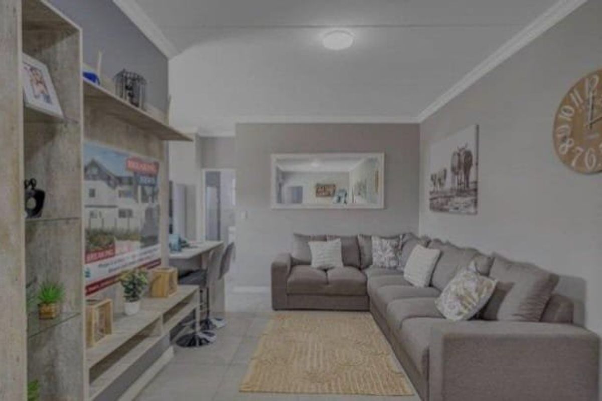 3 bedroom Apartment For rental at Waterfall manor  - Photo 3