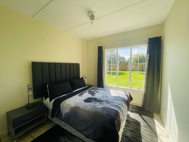 Modern 1 Bedroom Apartments for Sale at Golden Oaks – No Transfer or Bond Costs! - Photo 5