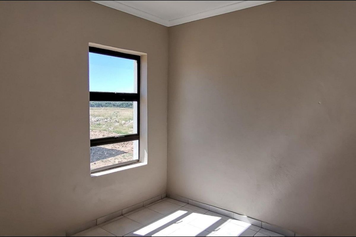 2 bedroom house for sale in Raceway - Photo 5