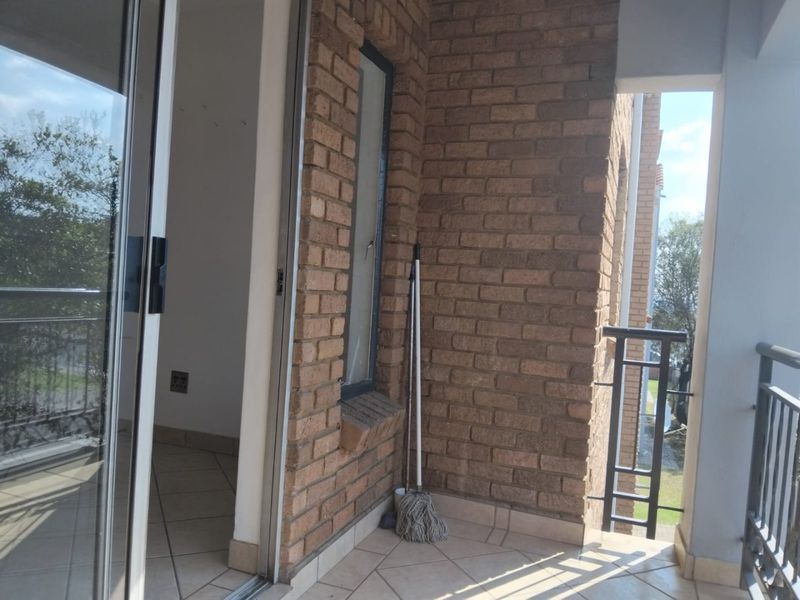 Great Location  – 2beds , 1 bath First Floor Apartment To Rent in Bel Aire Complex, Vorna Valley, Midrand - Photo 10
