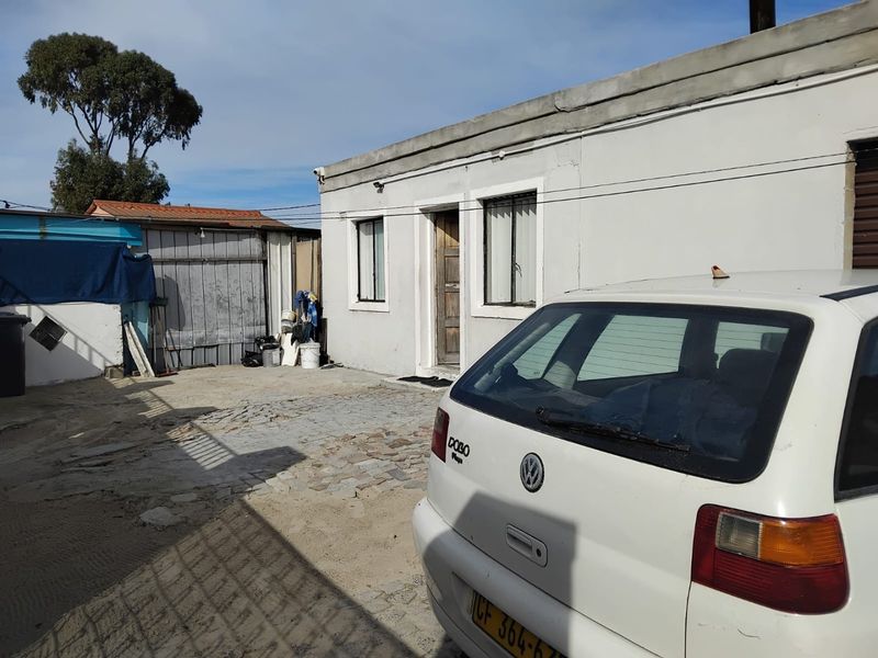 Three Bedroom House For Sale in Delft The Hague  - Photo 3