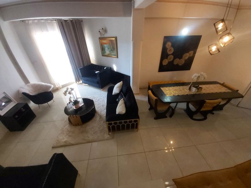 2 Bedroom Apartment in Wilkoppies. - Photo 2