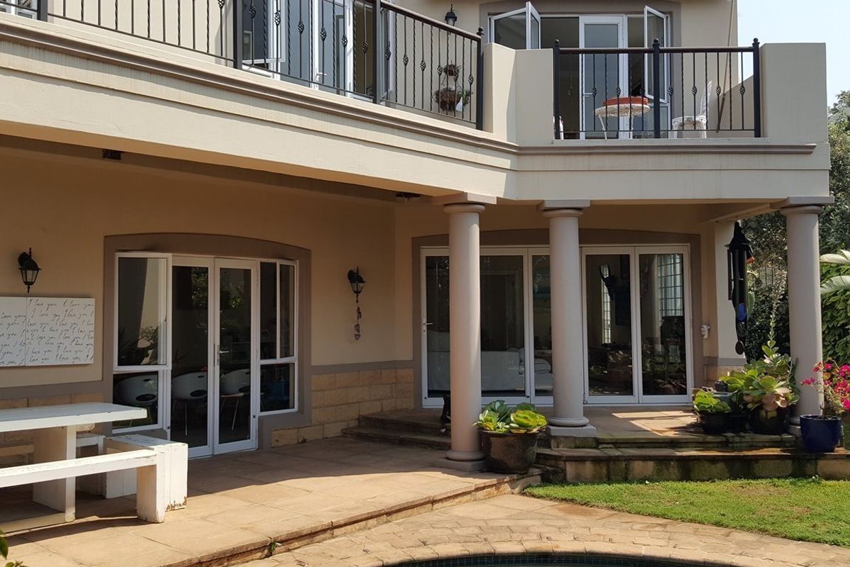 Lovely 3 Bedroom Free Standing Unit In Umhlanga - Photo 2