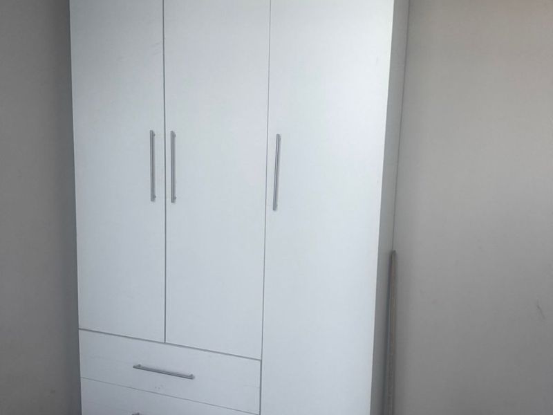 STUNNING CAMELIA – ROOMS TO RENT IN A 4-BEDROOM FLAT - Photo 9