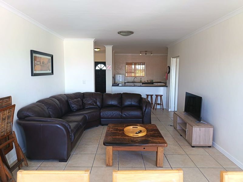 Luxury Coastal Lifestyle Apartment - 2 - Bedroom Apartment - Photo 3