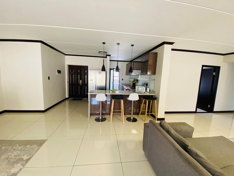 UPMARKET 3 BEDROOMS 2 BATHROOMS TOWNHOUSE FOR SALE IN MIDRAND VILLA LA SAULE - Photo 6