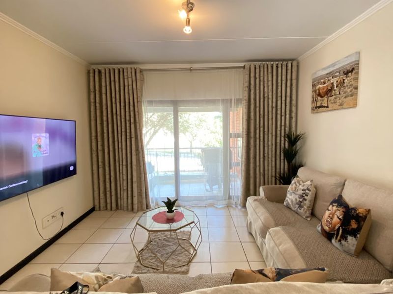 2 Bedroom Apartment / Flat for Sale in Acacia - Photo 7