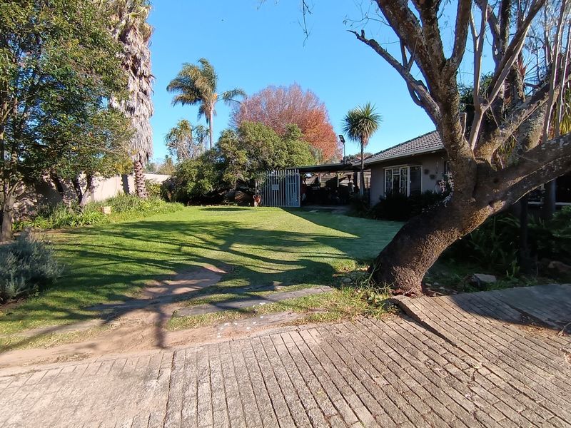 Spacious Family Home Within Walking Distance of Kempton Park High School - Photo 1