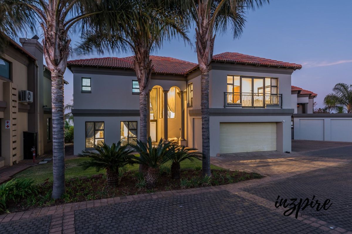 Exceptional Picture Perfect, Lifestyle Living in a Small Private Estate  - Photo 2