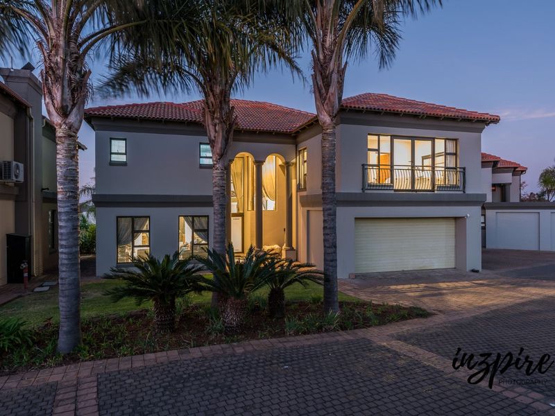 Exceptional Picture Perfect, Lifestyle Living in a Small Private Estate  - Photo 2