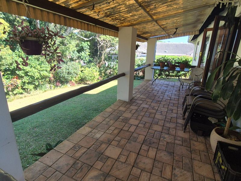 Well-Maintained Pet friendly Townhouse with a Motivated Seller - Photo 9