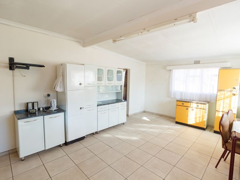 Charming Family Home with Endless Potential in Witpoortjie - Photo 9