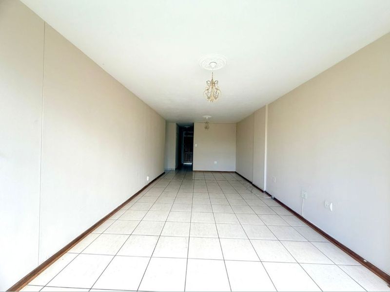 2 Bedroom apartment in Germiston - Photo 8