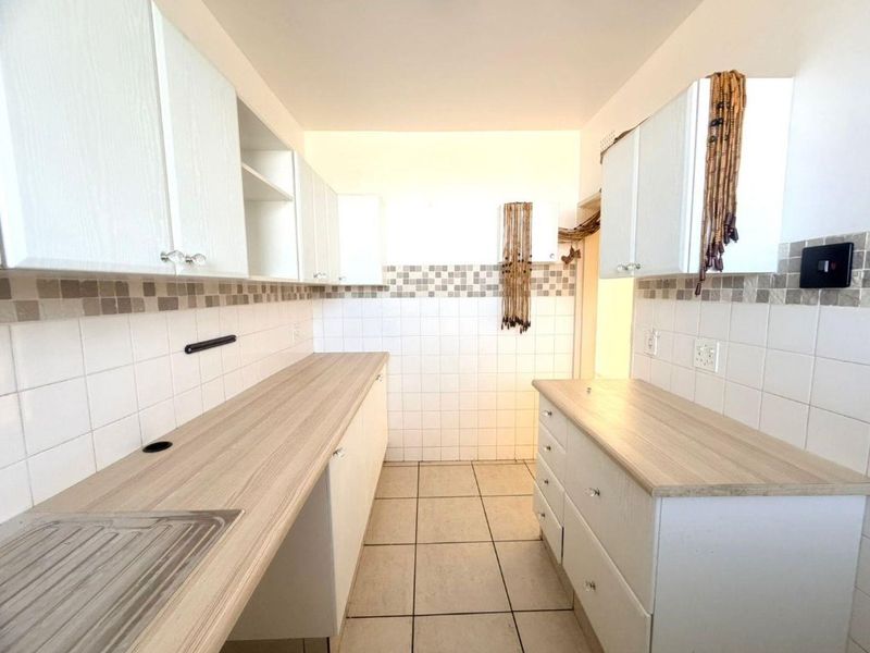 2 Bedroom apartment in Germiston - Photo 2