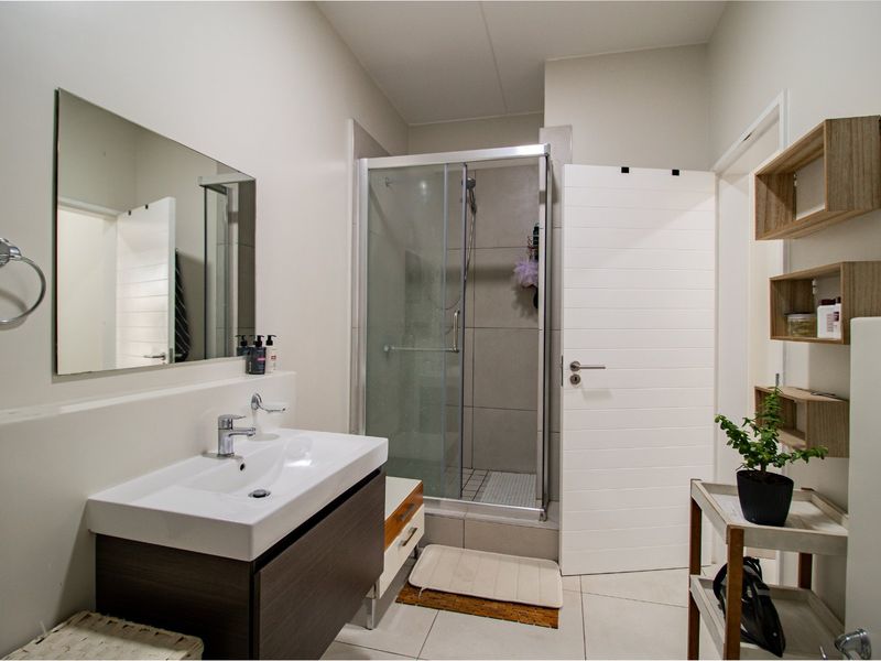 Stylish 1-Bedroom Apartment for sale - Photo 9