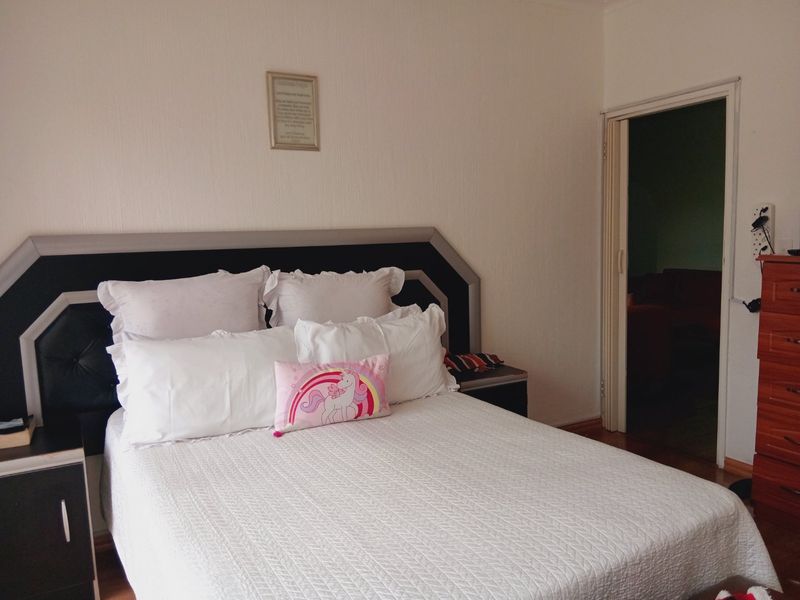 Charming Boksburg North Home with Easy Living - Photo 5