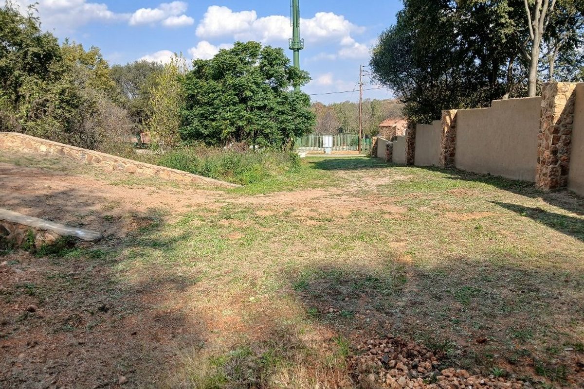 CLOSE TO RIVER VACANT LAND OPOSITE THE BOAT CLUB - Photo 3
