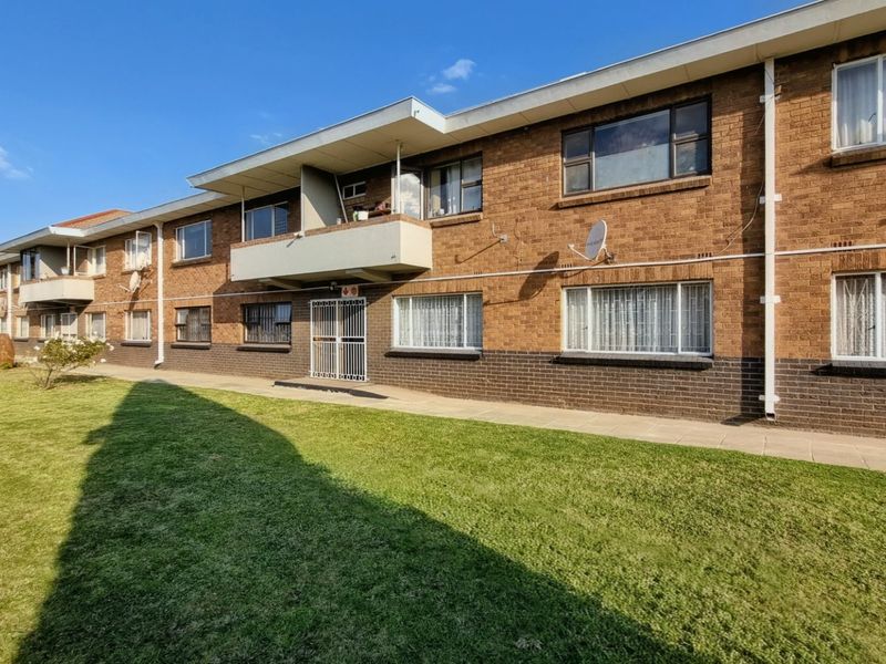 Well priced Ground Floor Apartment in Three Rivers - Photo 1
