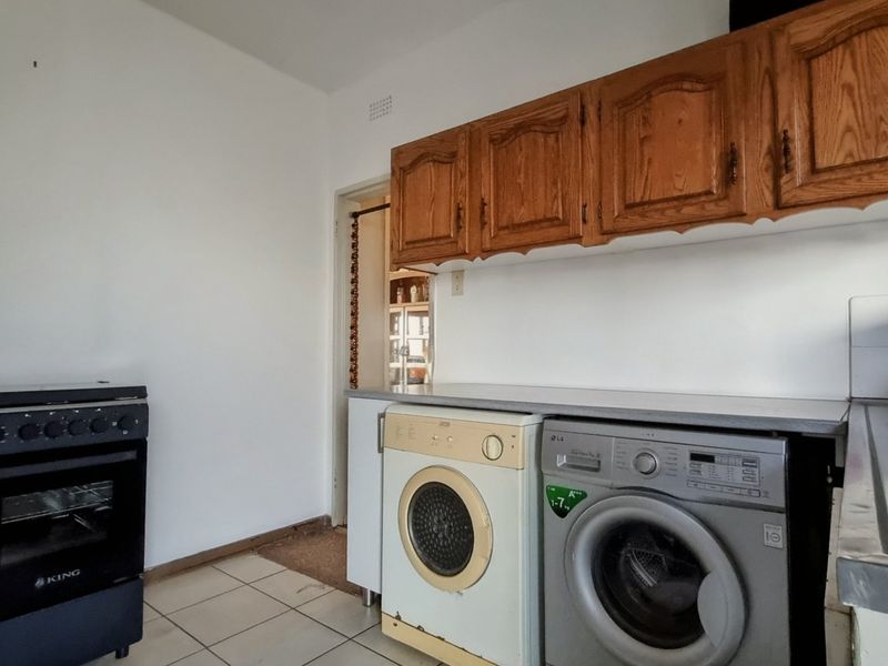 Well priced Ground Floor Apartment in Three Rivers - Photo 9