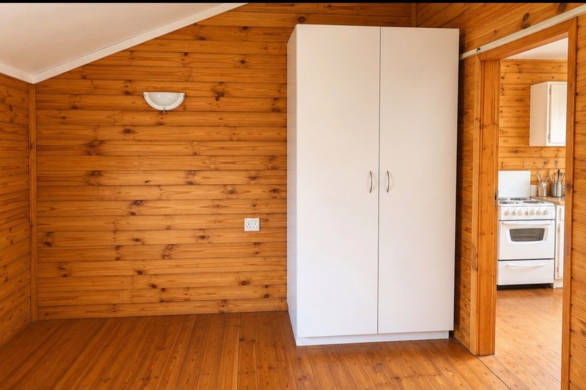 COUNTRY LIVING AT ITS BEST  Pet-Friendly One-Bedroom Apartment To Rent   Escape the hustle and enjoy peaceful country living in this charming one-bedroom apartment, perfectly situated on a secure plot.  Spacious bedroom Comfortable living area Safe and secure environment Pet-friendly for your furry companions Peaceful country atmosphere Plenty of open space and fresh air Ideal for a single professional or couple  Wake up to the sounds of nature and enjoy the tranquility of country living while still being conveniently located close to amenities.  Bring your pets, unpack your bags, and start enjoying a more relaxed lifestyle!  Contact us today to arrange a viewing before this gem is snapped up! - Photo 3