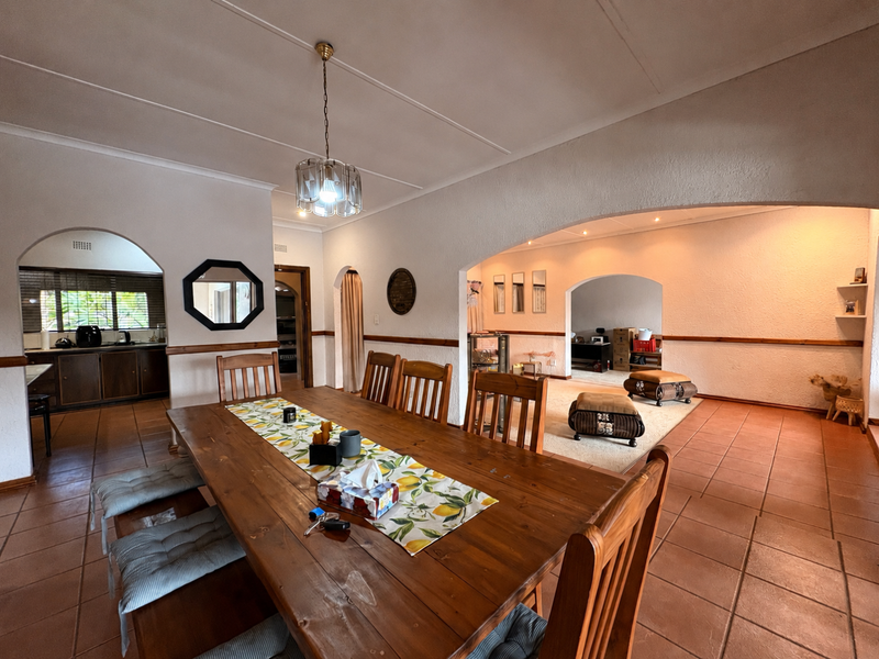 Immaculate Family Home in La Hoff – Simply Move In and Stay! - Photo 5
