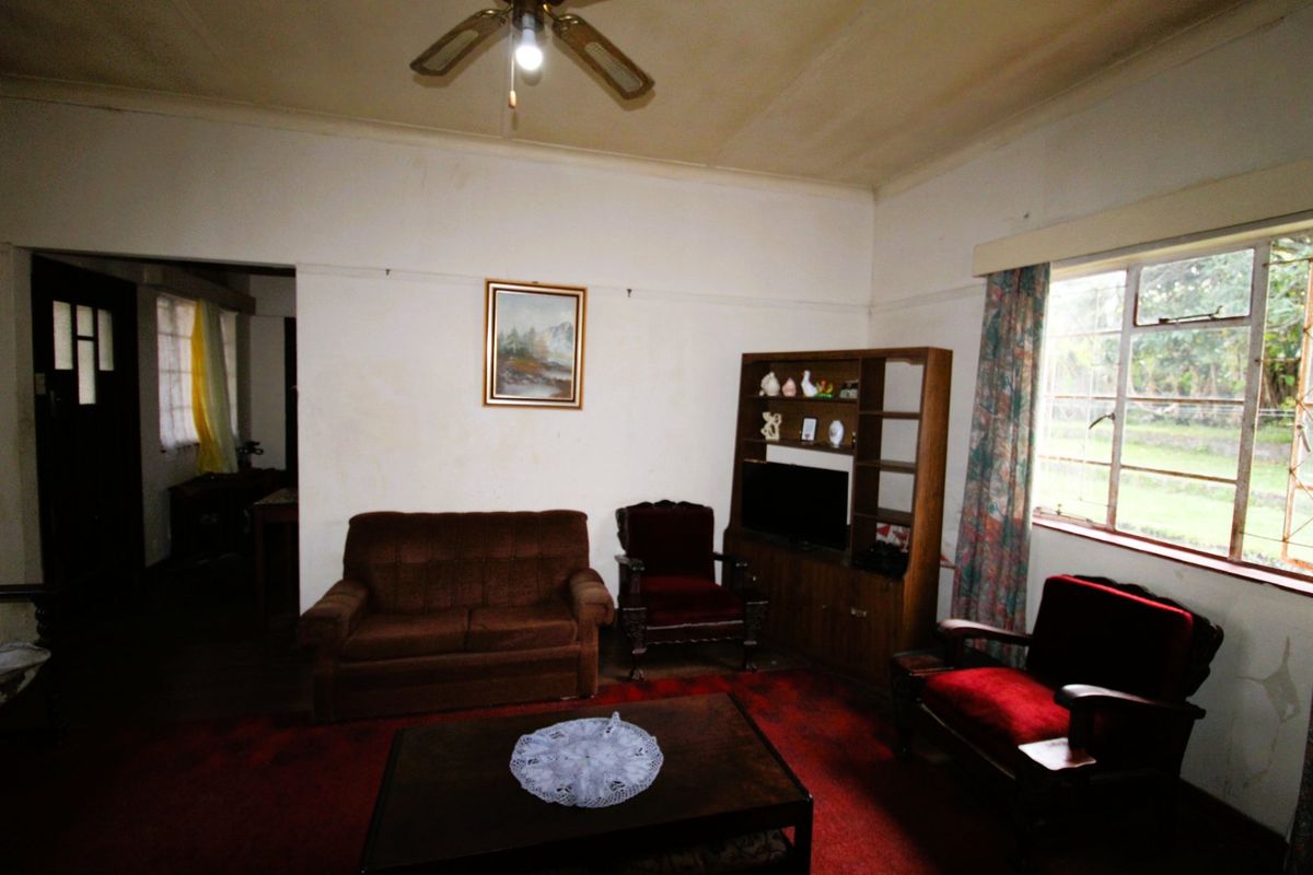 Great Investment!  Golden Oldie with Endless Potential - Photo 4